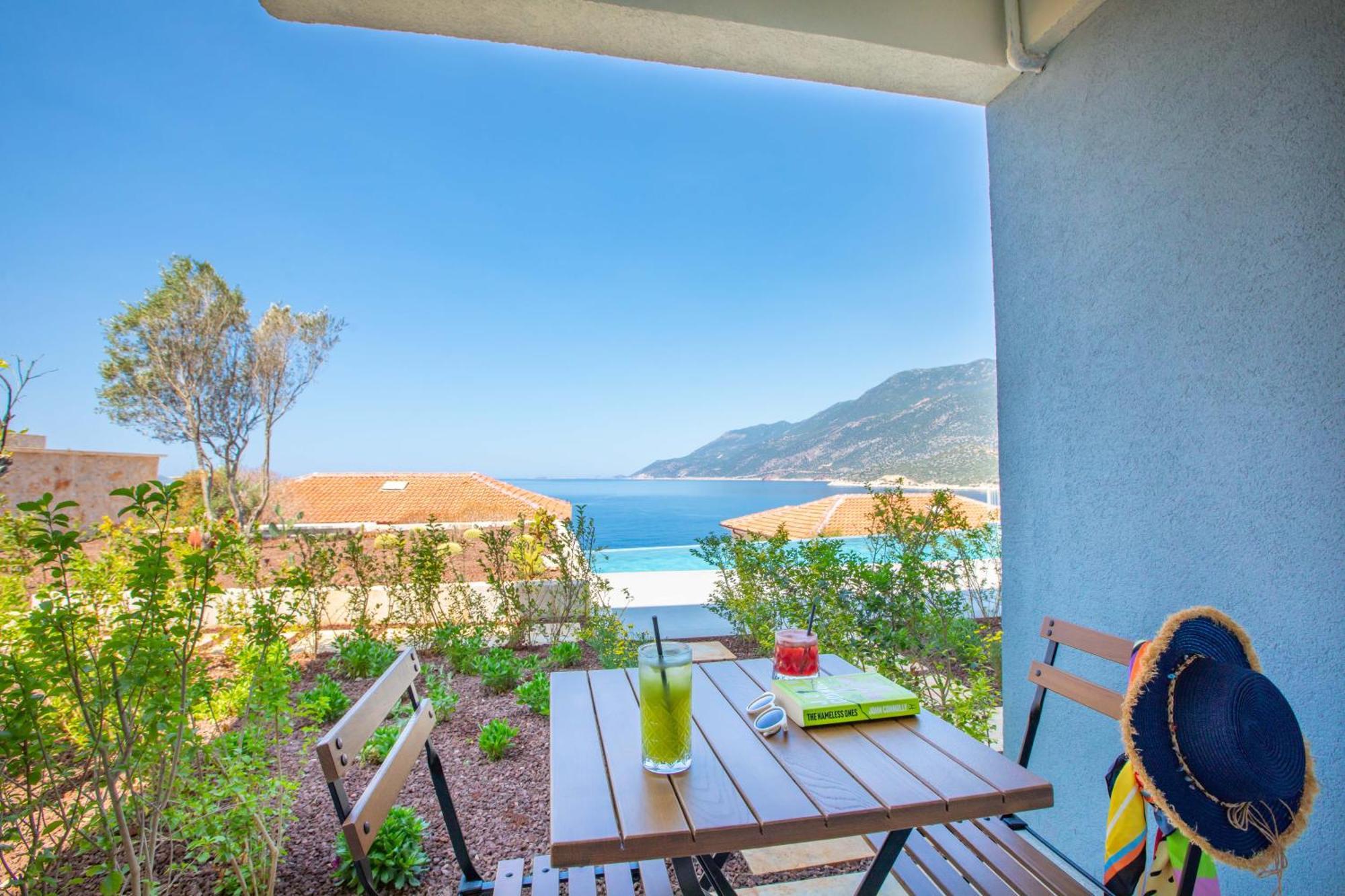 Mavilim Hotel Kas Exterior photo