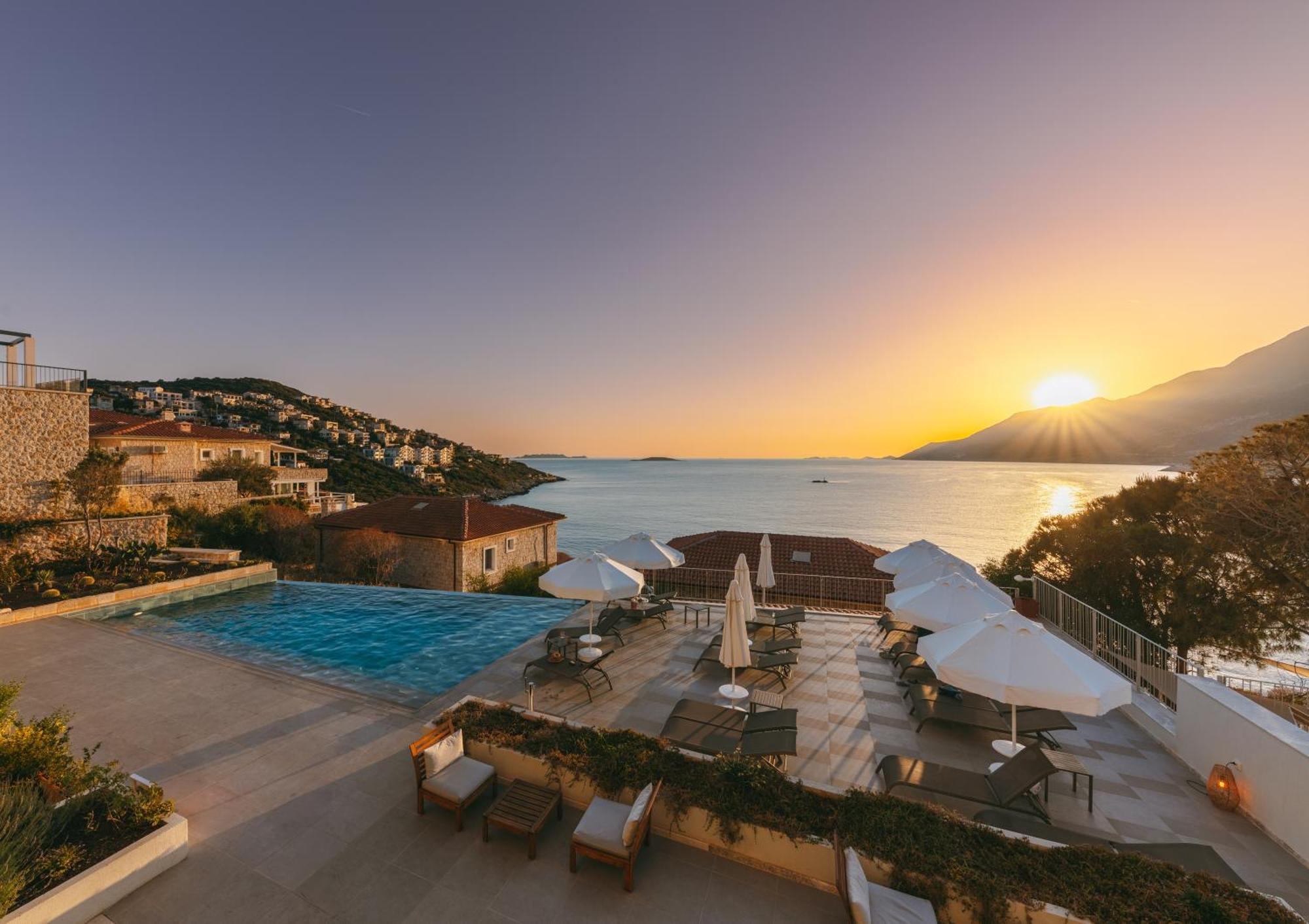 Mavilim Hotel Kas Exterior photo