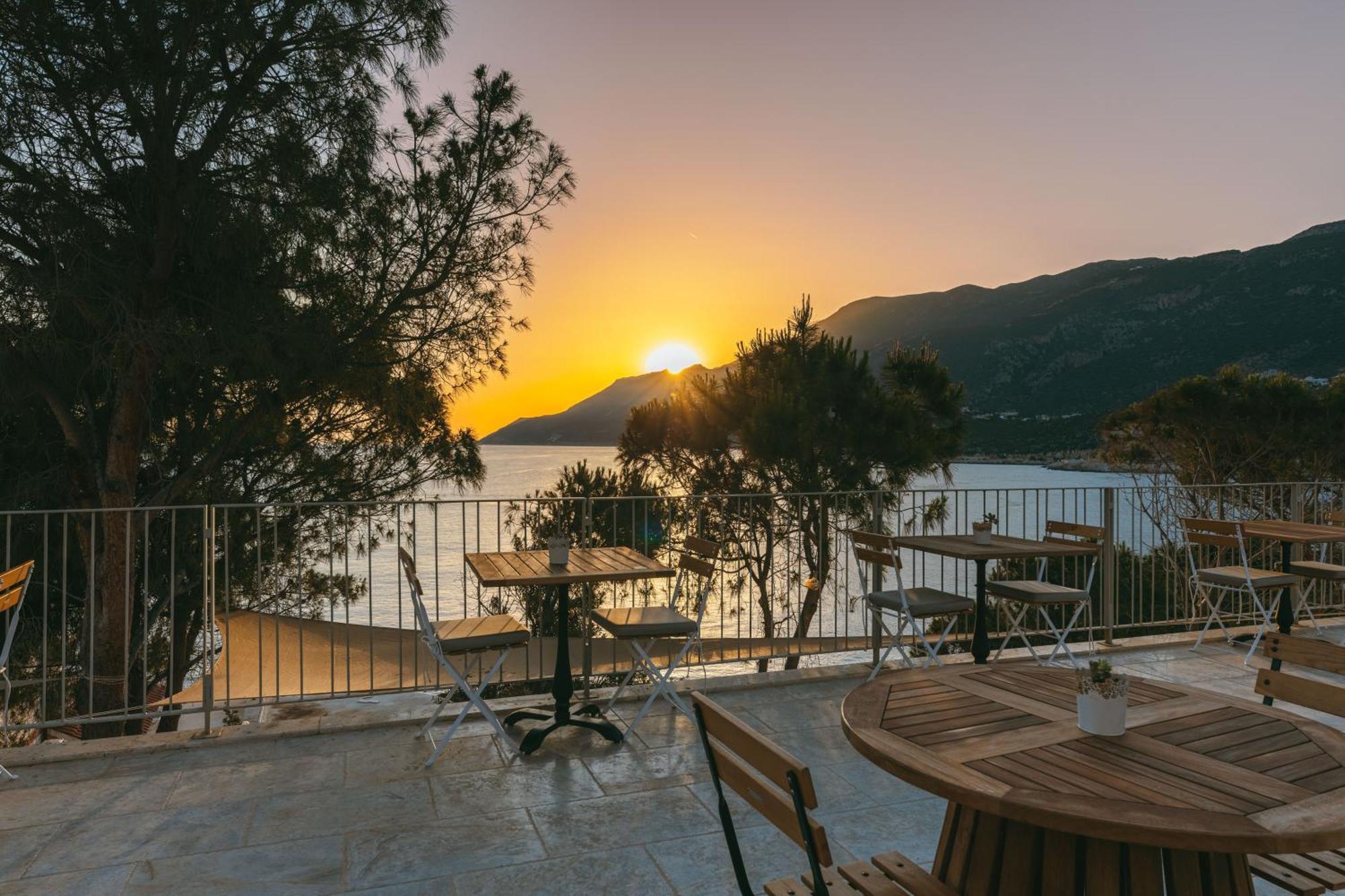 Mavilim Hotel Kas Exterior photo